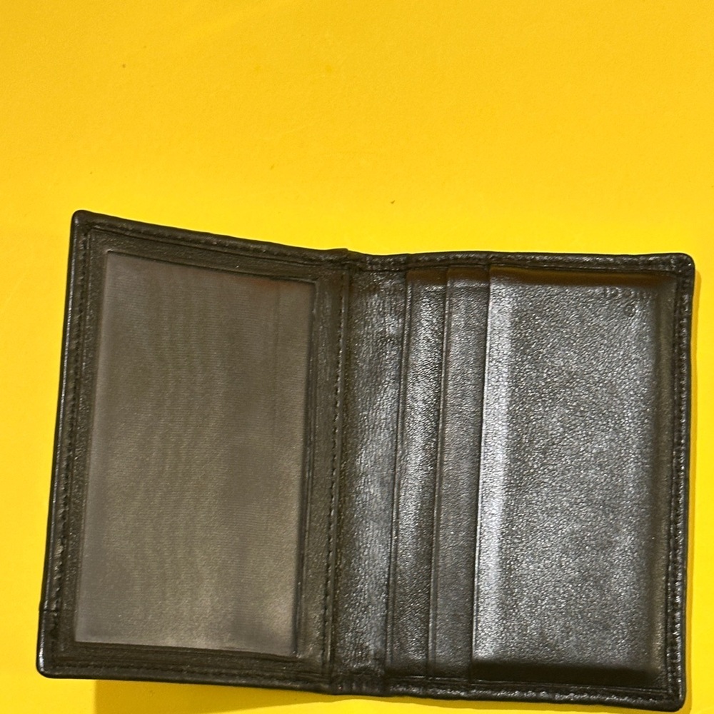 Gucci Embossed Black Leather Card Holder - Picture 8 of 13